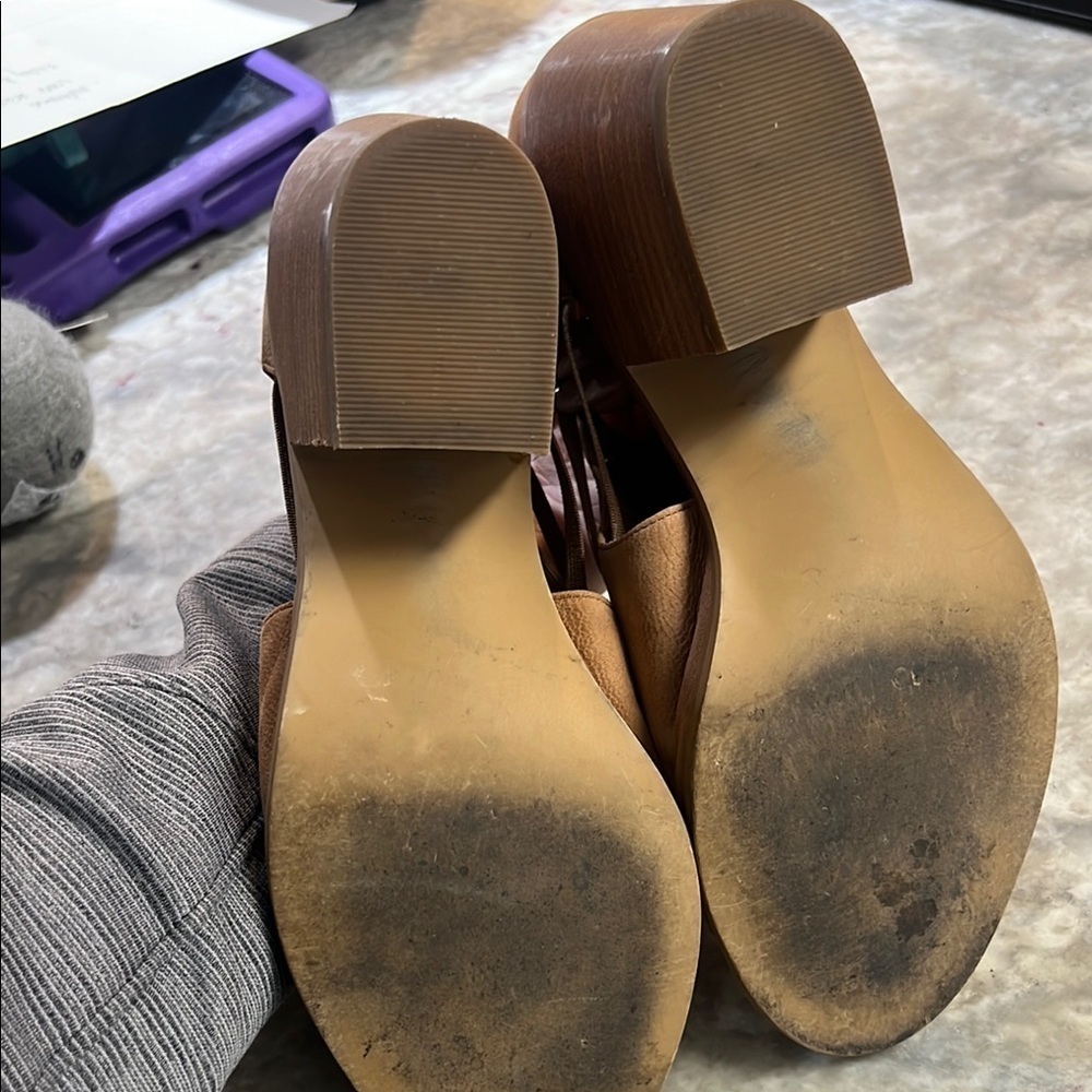 Susina Tan Leather Open-Toe Block Heel Sandals 8.5 - Picture 4 of 7